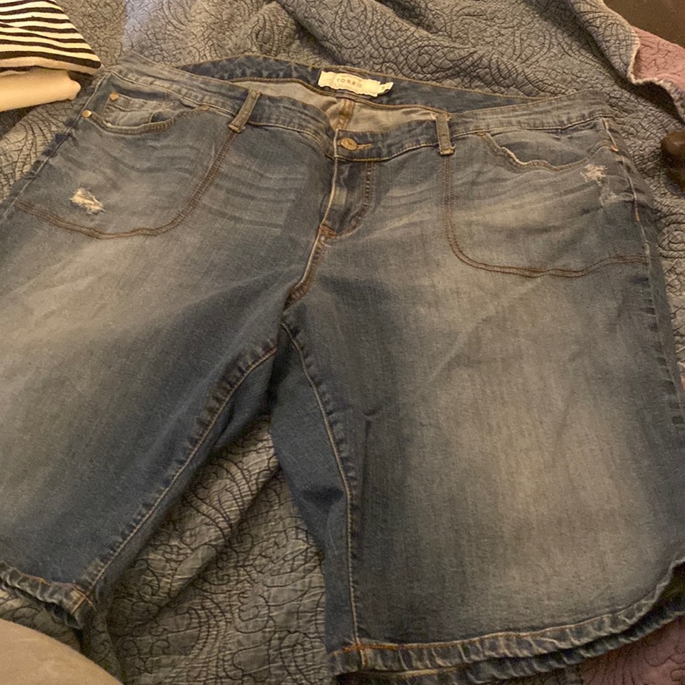 Torrid 24W Distressed High Rise Denim Jean Bermuda Shorts